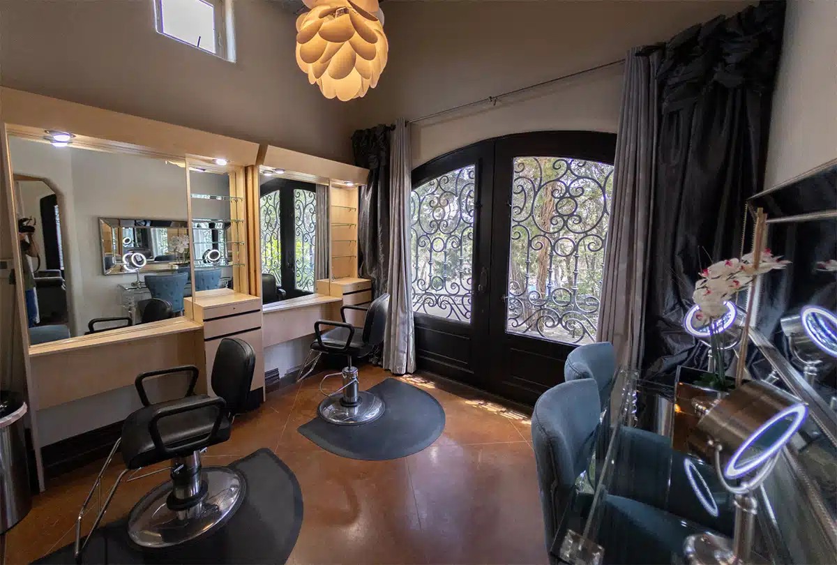 salon two seats